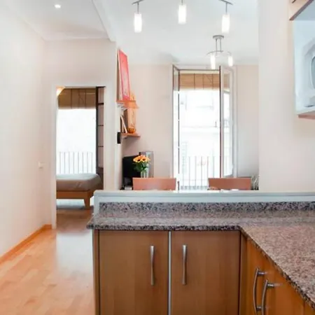 Bbarcelonapartment Acogedor, Tranquilo Con Balcon Apartment