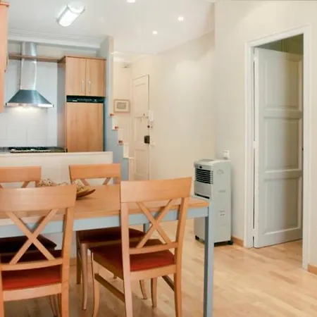 公寓 Bbarcelonapartment Acogedor, Tranquilo Con Balcon *